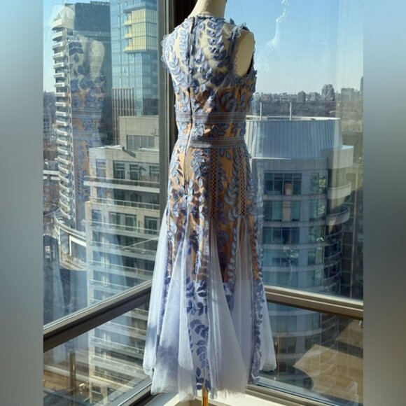 🆕 BRONX & BANCO 🧿 NWOT Violet Flared Embroidered Mesh Midi Dress, Sz M US 6 - Picture 8 of 16